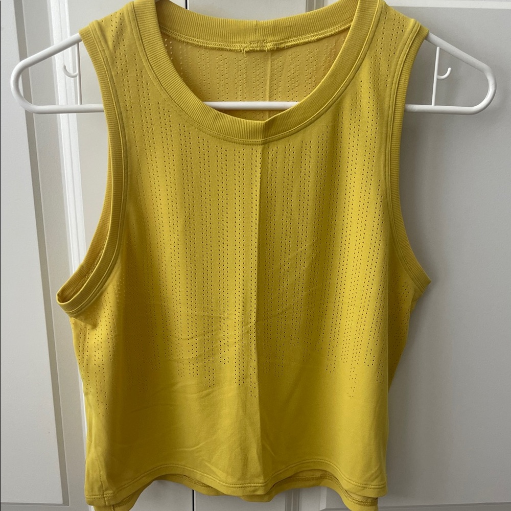 Lululemon Train to Be Tank